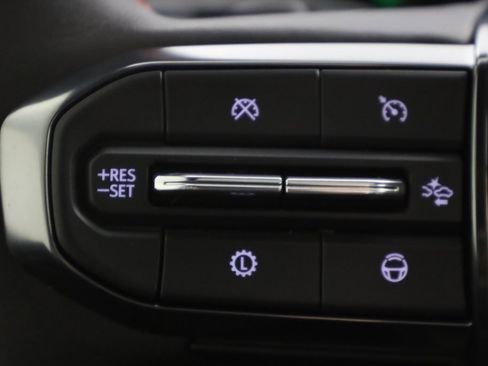 Used 2025 GMC Yukon XL AT4 Ultimate image 23