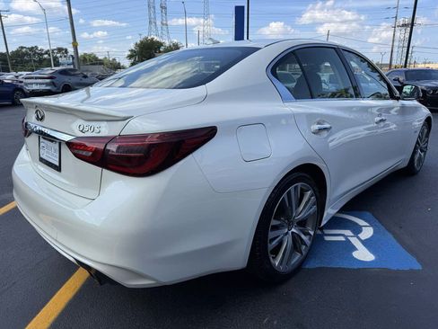 Used 2018 INFINITI Q50 Signature Edition AWD/4WD image 5