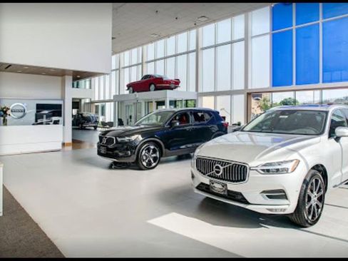 Certified 2023 Volvo C40 P8 Recharge Ultimate image 5