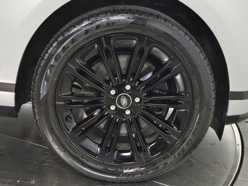 Used 2026 Land Rover Range Rover Evoque S AWD/4WD image 11