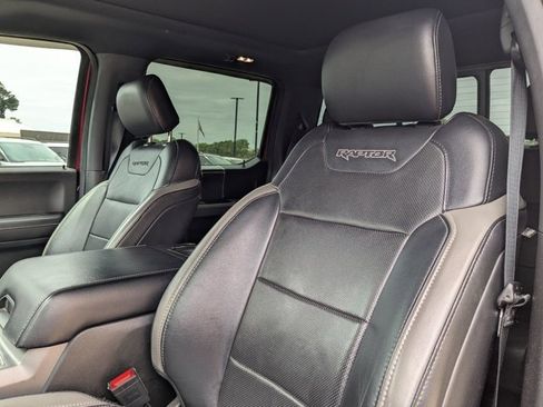 Used 2018 Ford F150 Raptor w/ Equipment Group 802A Luxury AWD/4WD image 7