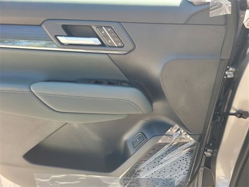 New 2026 GMC Terrain AT4 w/ Convenience Package III image 18