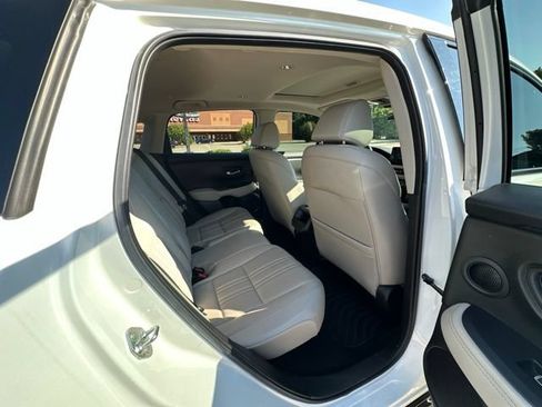 Used 2024 Honda HR-V EX-L image 17