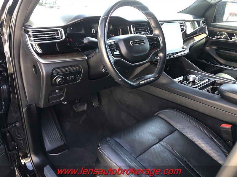 Used 2022 Jeep Grand Wagoneer Series I AWD/4WD image 8