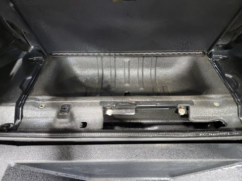 Used 2013 Jeep Wrangler Sport AWD/4WD image 19