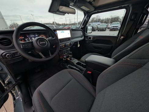 New 2026 Jeep Wrangler Unlimited Rubicon image 2