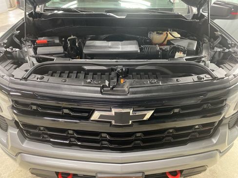 Used 2023 Chevrolet Silverado 1500 RST w/ Redline Edition AWD/4WD image 43