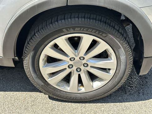 Used 2012 Subaru Forester 2.5X Limited w/ Rugged Pkg 1 AWD/4WD image 5