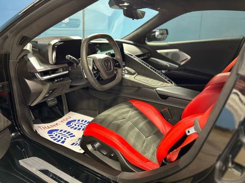 Used 2022 Chevrolet Corvette Stingray Premium Cpe w/ Z51 Performance Package image 13