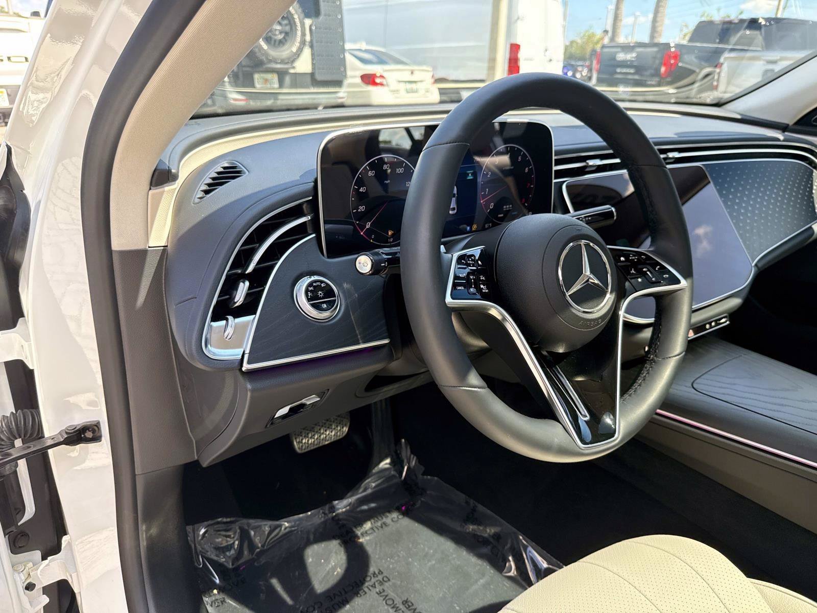 Certified 2024 Mercedes-Benz E 350 4MATIC Sedan image 19