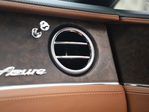 New 2026 Bentley Continental GTC AWD/4WD image 32