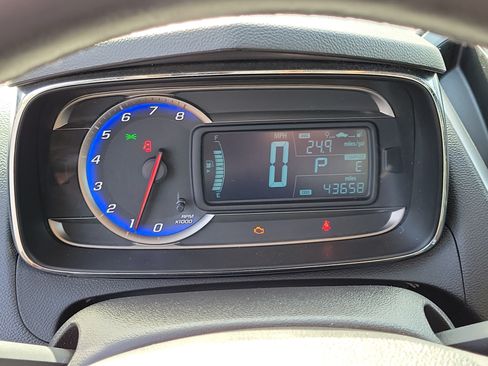 Used 2016 Chevrolet Trax LT w/ LT Convenience Package FWD image 26