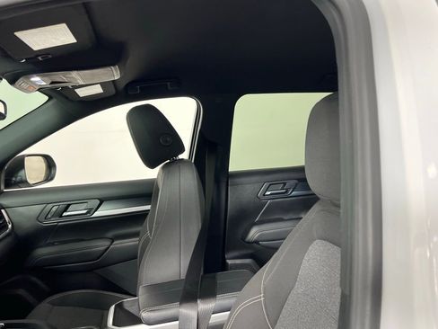 Used 2025 GMC Terrain Elevation image 24