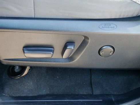 Used 2015 Toyota Tundra SR5 w/ TRD Off Road Package image 17