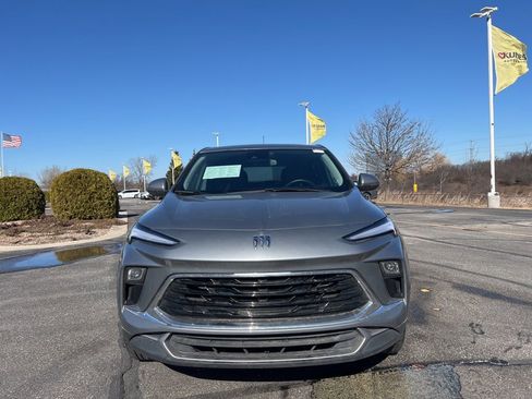 Used 2025 Buick Encore GX Preferred image 2