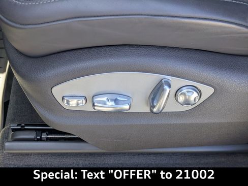 Used 2022 Porsche Macan image 22