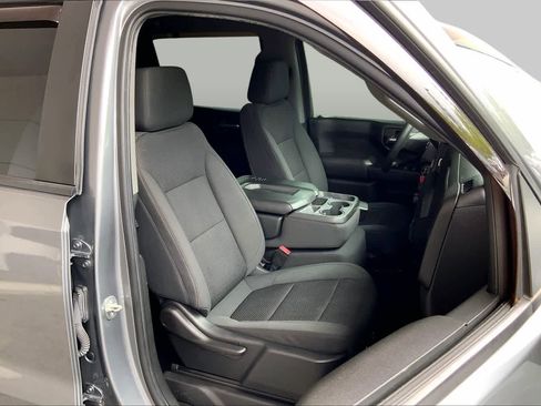 Used 2021 Chevrolet Silverado 1500 Custom RWD image 9