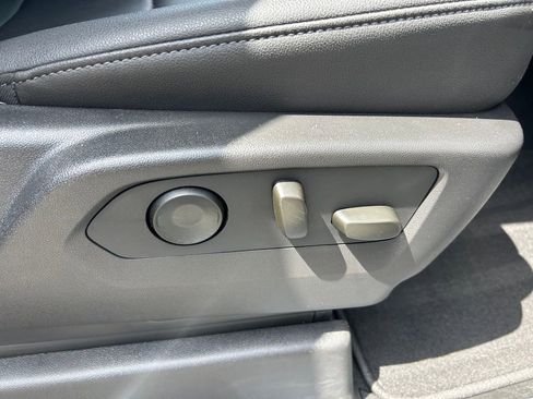 Used 2025 GMC Sierra 1500 SLT w/ SLT Premium Package image 57