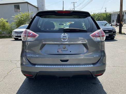 Used 2016 Nissan Rogue S AWD/4WD image 6