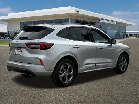 Used 2024 Ford Escape ST-Line image 11