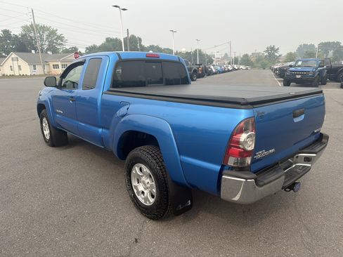 Used 2011 Toyota Tacoma 4x4 Access Cab V6 w/ SR5 Pkg #2 image 6