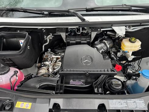 New 2025 Mercedes-Benz Sprinter 2500 image 23