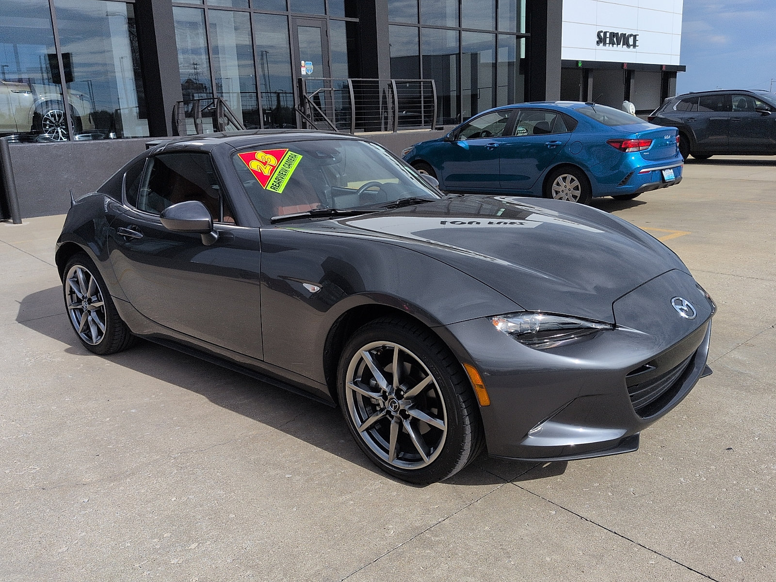 Used 2023 MAZDA MX-5 Miata Grand Touring RWD image 1