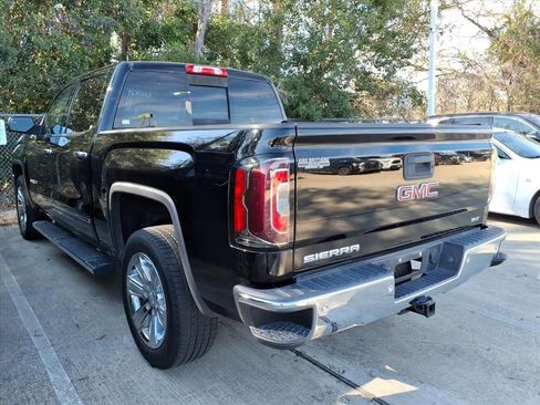 Used 2018 GMC Sierra 1500 SLT image 2
