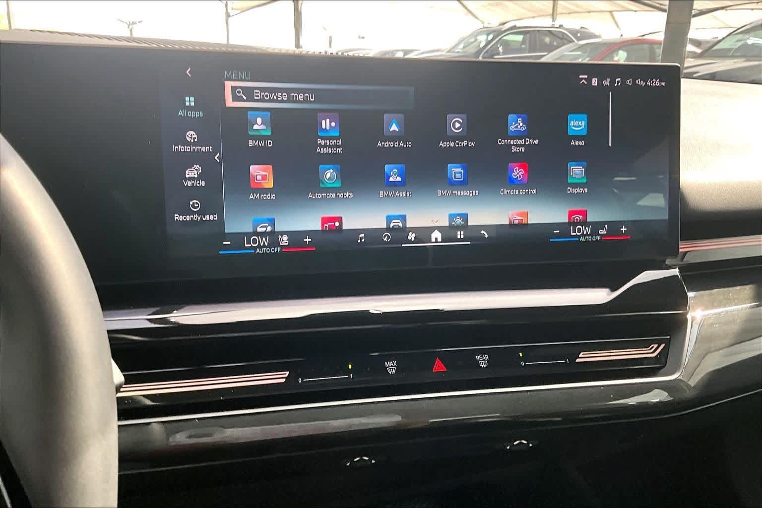 Used 2025 BMW 530i w/ Premium Package RWD image 36