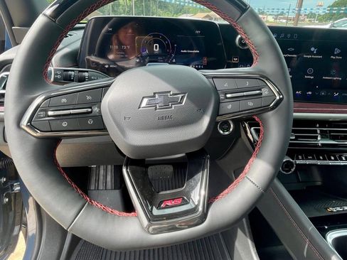 New 2026 Chevrolet Traverse RS w/ LPO, Floor Liner Package image 10