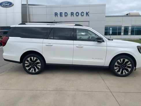 New 2026 Ford Expedition Max Platinum w/ Driver's Package AWD/4WD image 2