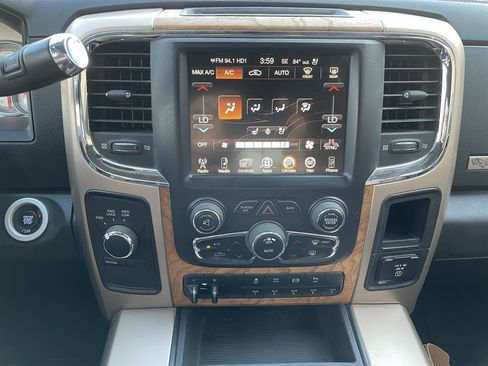 Used 2015 RAM 3500 Laramie Longhorn image 33