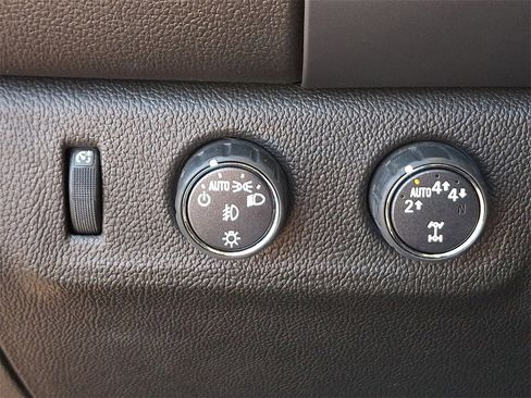 Used 2021 GMC Canyon AT4 image 24