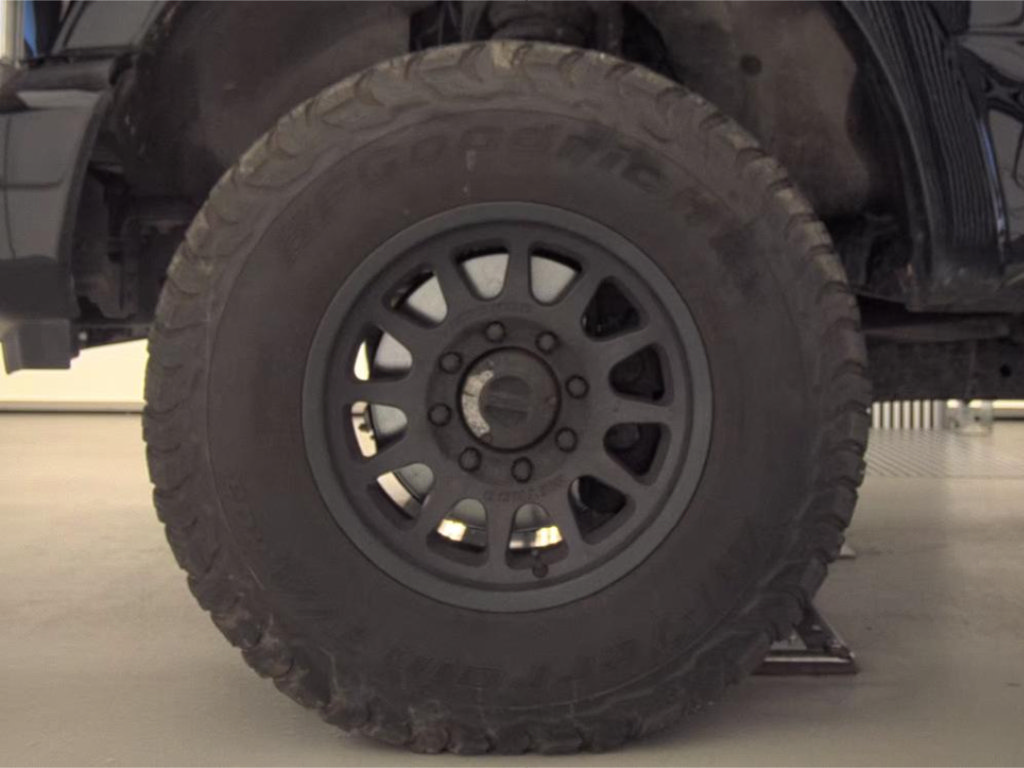 Used 2021 Ford F250 Platinum w/ Tremor Off-Road Package AWD/4WD image 8