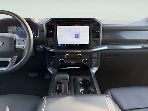 Used 2024 Ford F150 Lariat image 8