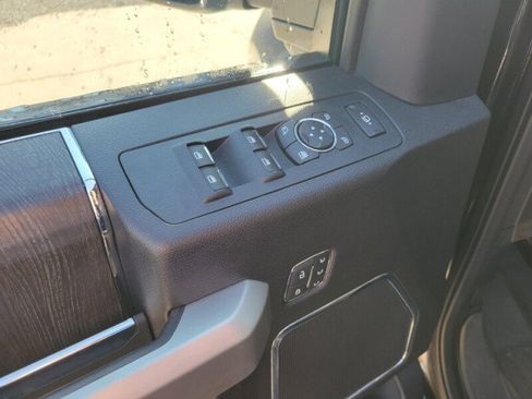 Used 2021 Ford F250 Lariat AWD/4WD image 14