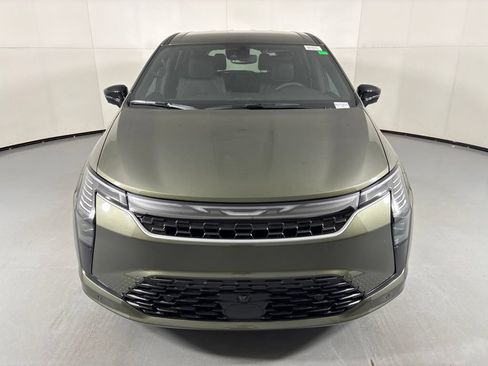 New 2027 Chrysler Pacifica Select FWD image 3