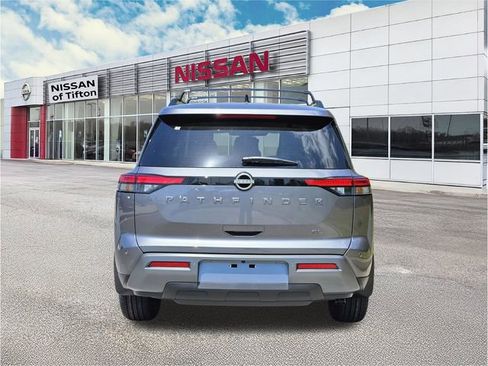 New 2026 Nissan Pathfinder SL FWD image 5