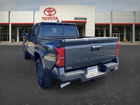 Certified 2025 Toyota Tacoma TRD Sport image 6