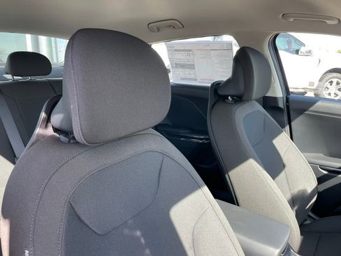 New 2026 Kia K4 FWD image 28