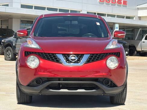 Used 2015 Nissan Juke SV w/ Technology Package image 2