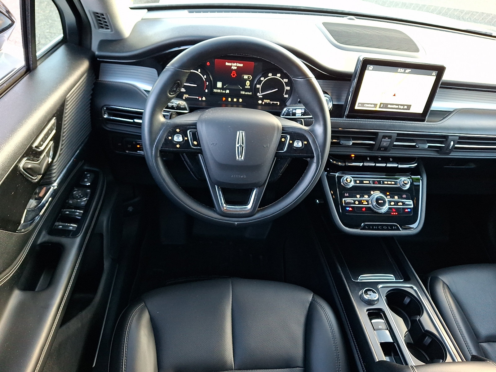 Used 2020 Lincoln Corsair AWD image 12