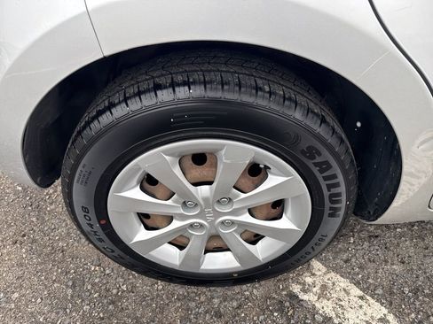 Used 2013 Kia Rio LX w/ PWR Pkg image 10