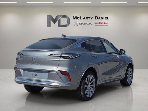New 2026 Buick Envista Preferred FWD image 5
