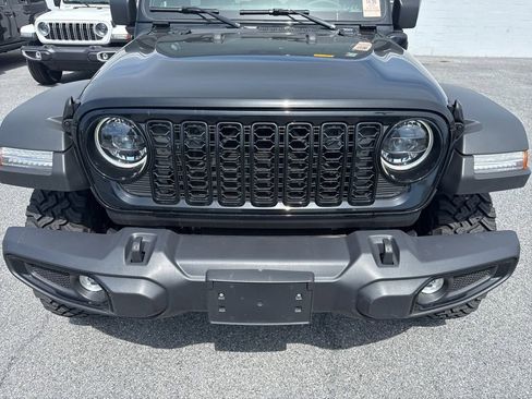 Used 2025 Jeep Wrangler Unlimited Sport S 4xe AWD/4WD image 13