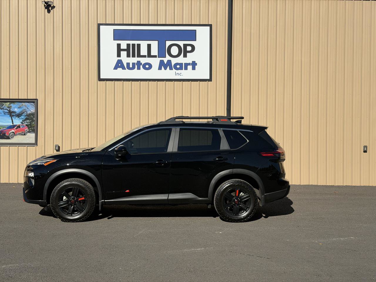 Used 2025 Nissan Rogue SV w/ Rock Creek Premium Package AWD/4WD image 7