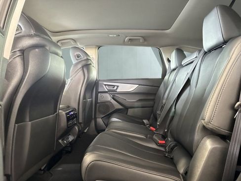 Used 2025 Acura MDX SH-AWD image 21