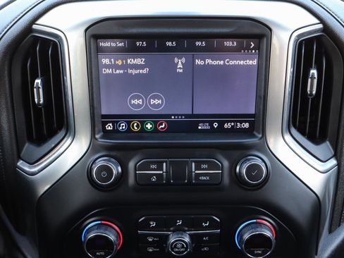 Used 2019 Chevrolet Silverado 1500 LTZ image 8