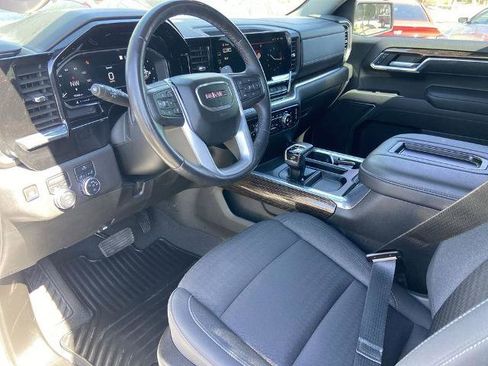 Used 2022 GMC Sierra 1500 Elevation AWD/4WD image 6