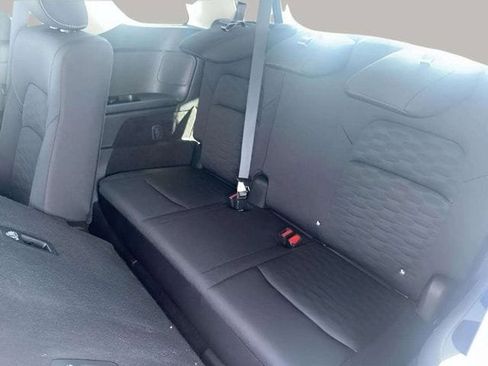Used 2025 Nissan Pathfinder SV AWD/4WD image 17